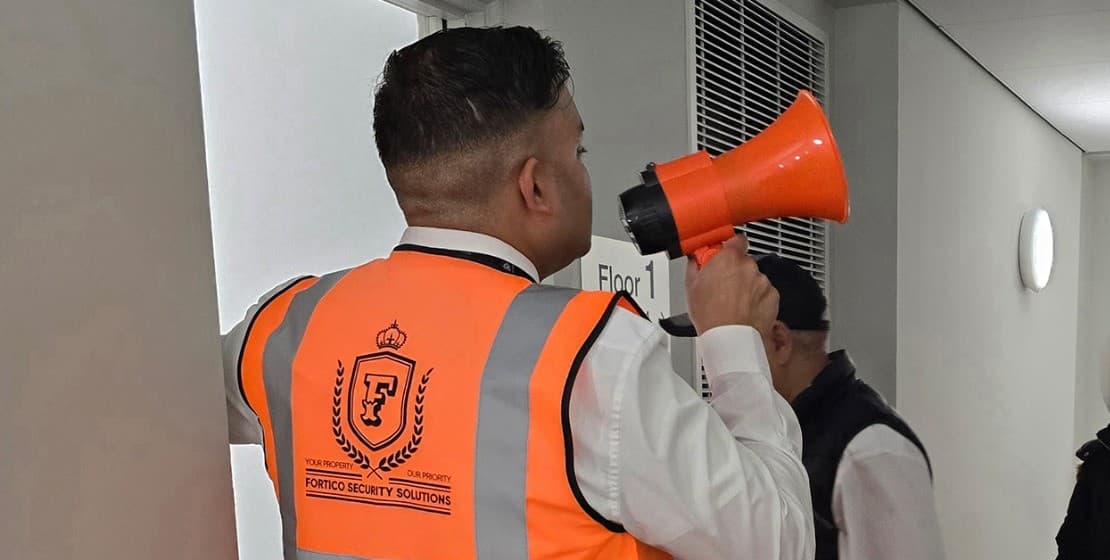 Professional SIA licensed security guard on patrol UK